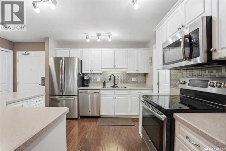 Property Photo:  504 2221 Adelaide Street  SK S7J 5L9 