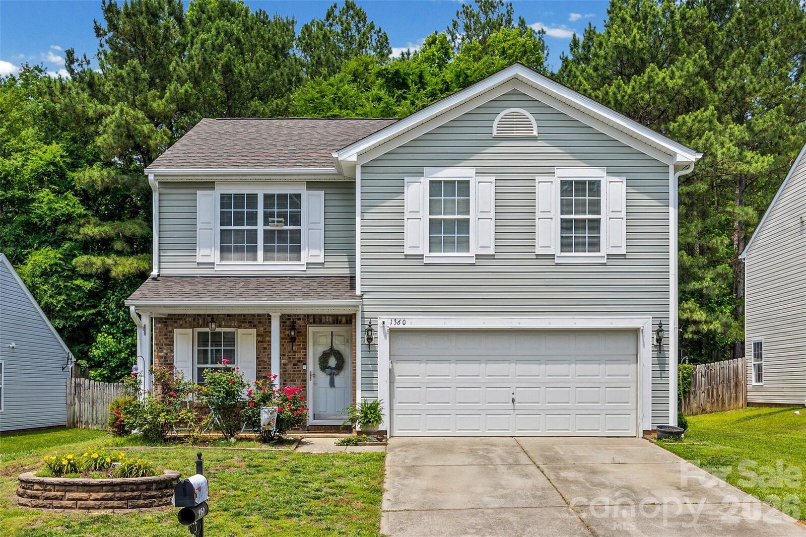 Property Photo: 1360 Jessicas Way SC 29730