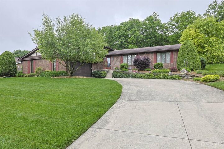 Property Photo:  19 Lora Lane  OH 45013 
