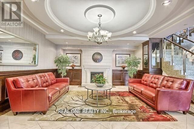 Property Photo:  15 North Park Road 801  ON L4J 0A1 