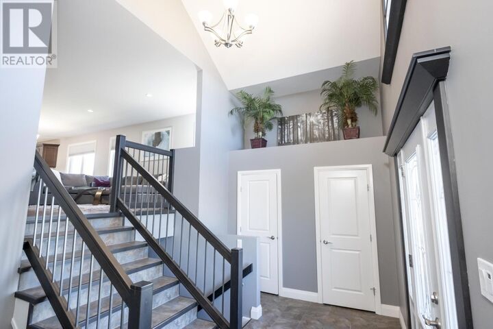 Property Photo:  218 Sunflower St  ON P7G 0W3 