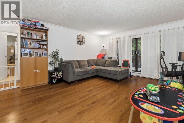 Property Photo: 444 West 49th Avenue 211 BC V5Y 3V4