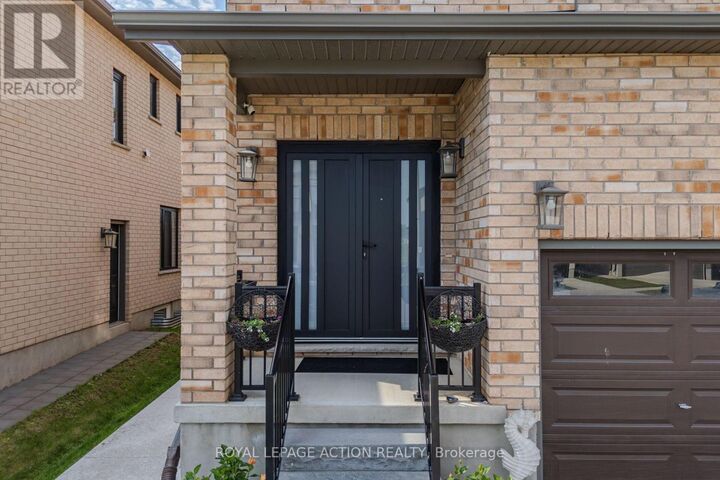 Property Photo: 87 Grandville Circle ON N3L 0J5