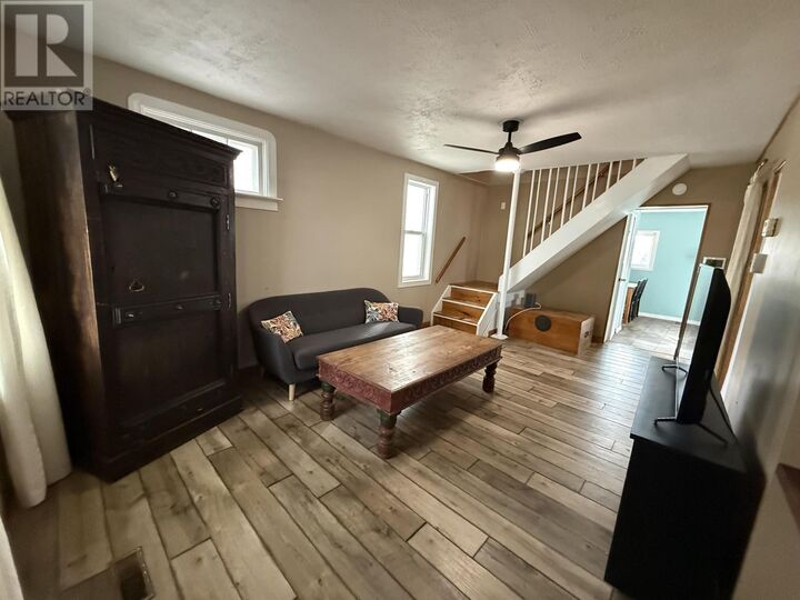 Property Photo:  189 Banning St  ON P7B 3J2 