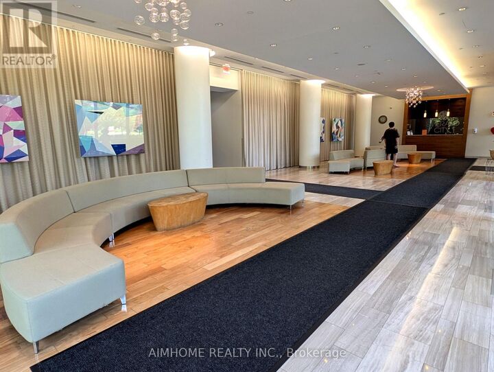 Property Photo:  62 Forest Manor Road 1011  ON M2J 0B6 