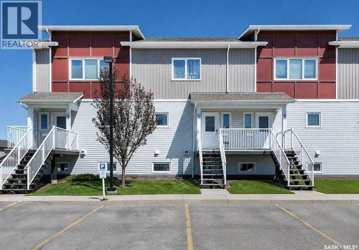 Property Photo:  104 225 Hassard Close  SK S7L 2W8 