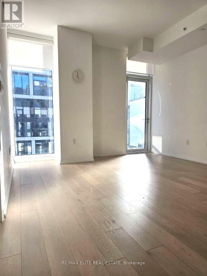 Property Photo:  251 Jarvis Street Ph 5003  ON M5B 0C3 