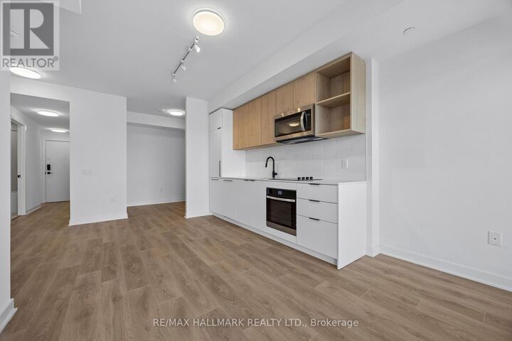 Property Photo:  1185 Dupont Street 515  ON M6H 0G5 