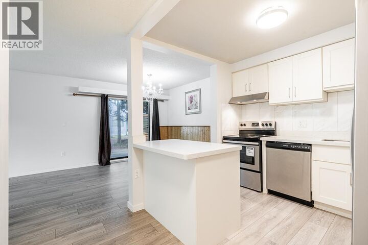 Property Photo:  6105 Kingsway 102  BC V5J 5C7 