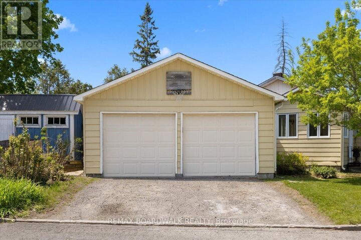 Property Photo: 32 Martin Street South ON K0A 1A0