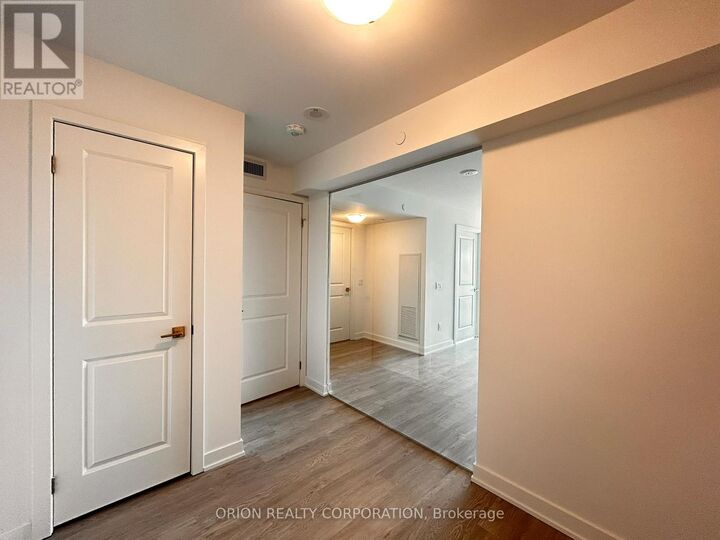 Property Photo:  1010 Sandy Beach Road 706  ON L1W 0C7 