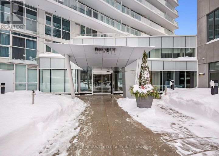 Property Photo: 75 Queens Wharf Road 3611 ON M5V 0J8