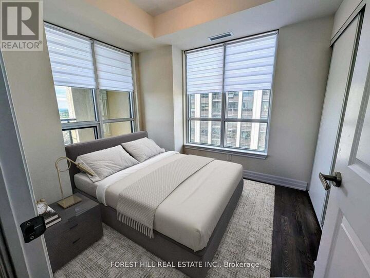 Property Photo: 9075 Jane Street 1909 ON L5K 0L7