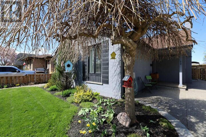Property Photo:  29 Willcher Drive  ON L2M 6R2 