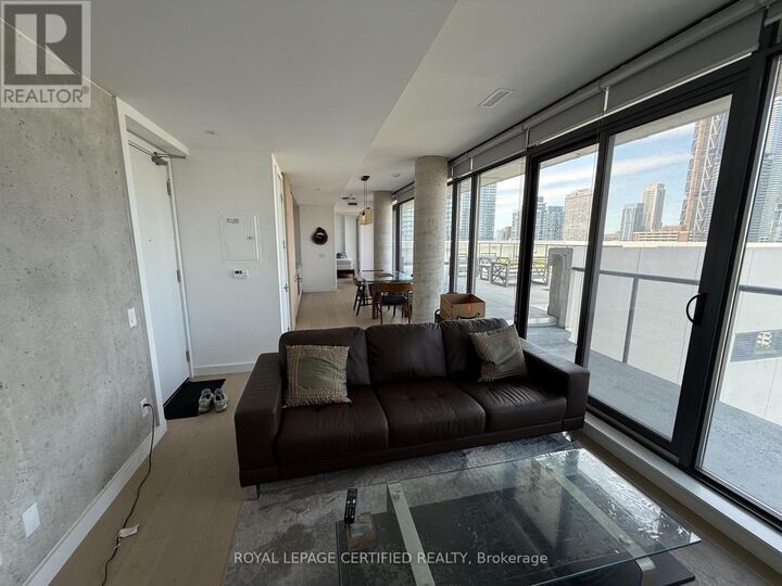 Property Photo: 81 Wellesley Street East 2305 ON M4Y 0C5