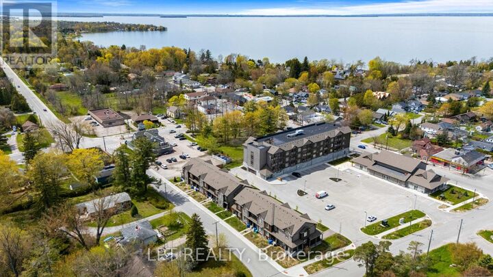 Property Photo: 110 Grew Boulevard Th05 ON L0E 1L0