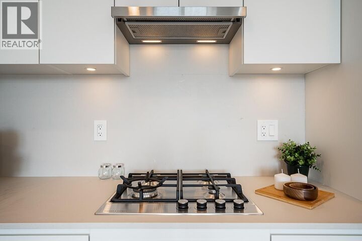 Property Photo:  2181 Madison Avenue 3010  BC V5C 0N4 