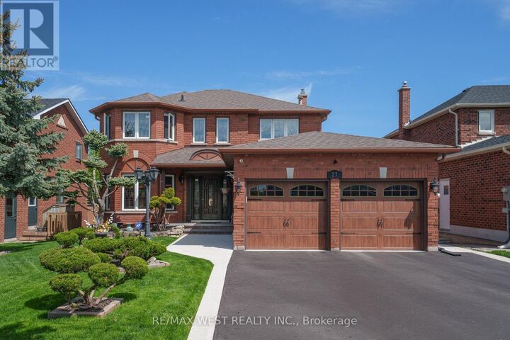 Property Photo:  27 Golden Meadow Road  ON L4N 7E6 