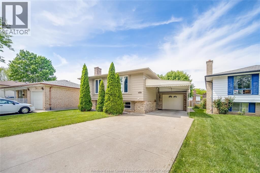 Property Photo: 10572 Palms ON N8R 2E8