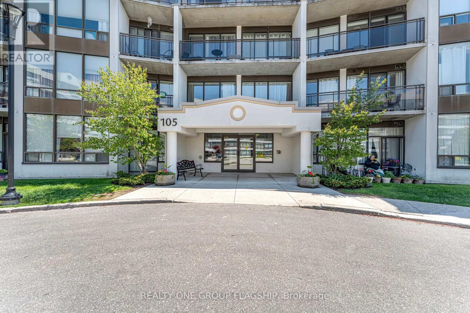 Property Photo:  105 Bagot Street 410  ON N1H 8H4 