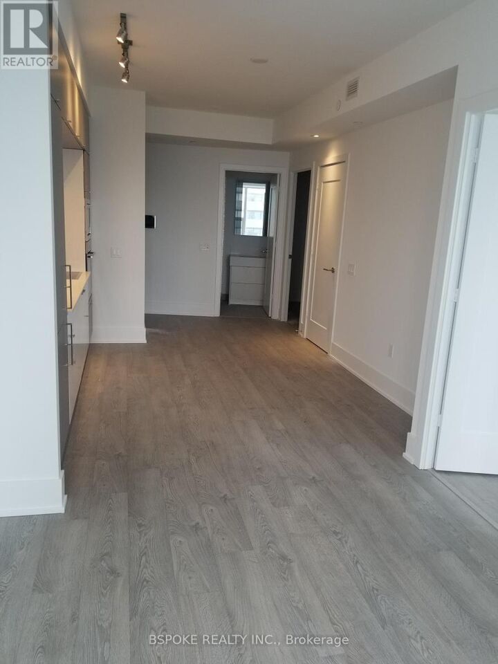 Property Photo:  10 York Street 5102  ON M5J 0E1 