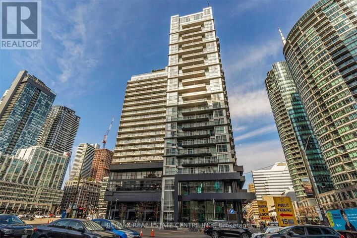 Property Photo:  352 Front Street West 1413  ON M5V 0K3 