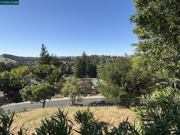 Property Photo:  1168 Alta Mesa  CA 94556 