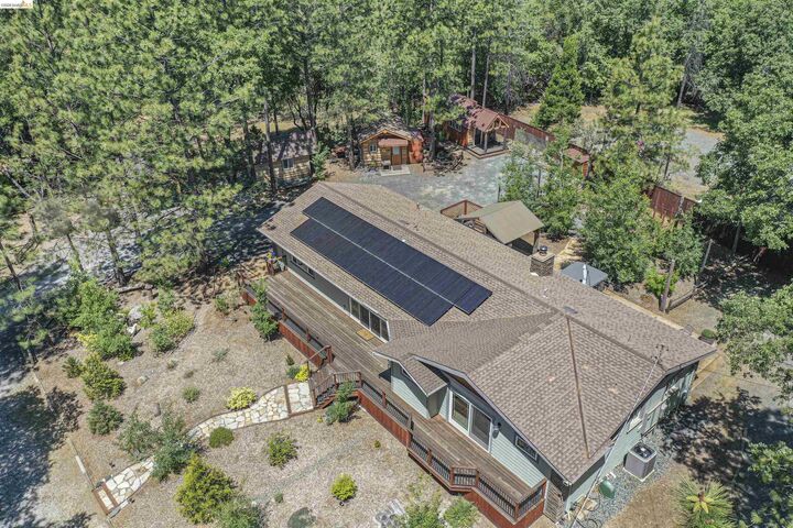 Property Photo:  19553 Elder Ln  CA 95321 