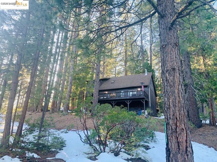 Property Photo: 26600 Inyo Dr CA 95335