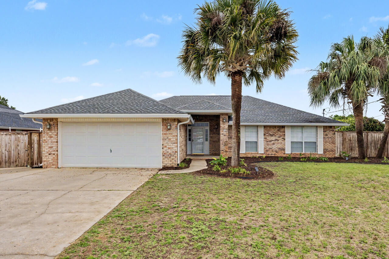 Property Photo: 4863 Traxx Street FL 32536