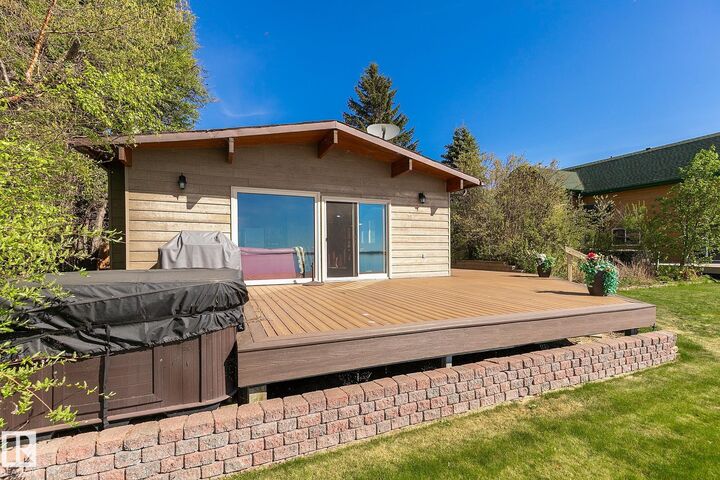 Property Photo: 98 Argentia Beach AB T0C 2C0