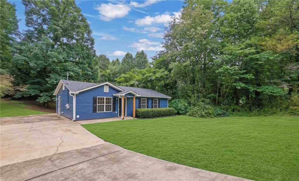 Property Photo:  4311 Willow Springs Road  GA 30132 