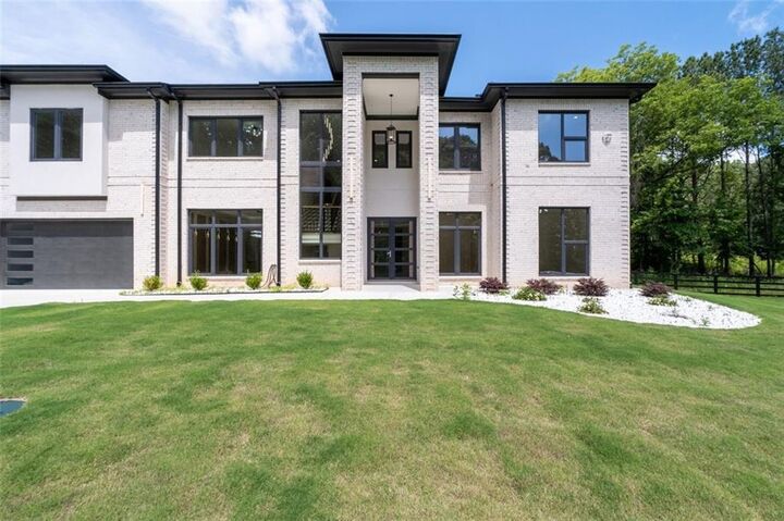 Property Photo:  1939 Sunny Hill Road  GA 30043 