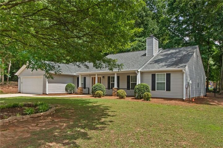 Property Photo: 1374 Lance Circle GA 30680
