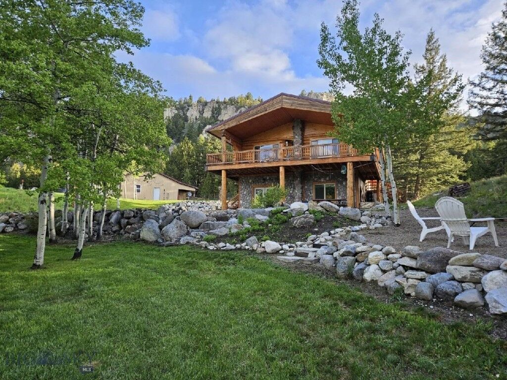 Property Photo:  16676 Mt Highway 1  MT 59711 