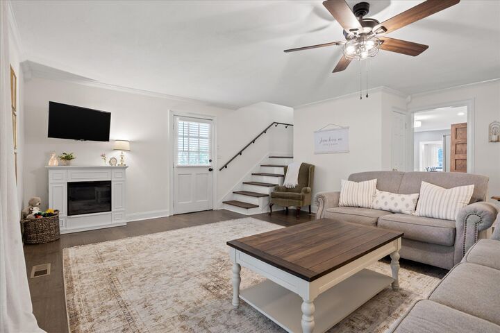 Property Photo: 420 S Houston Street AL 35768