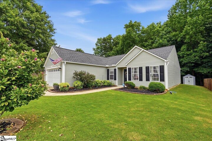 Property Photo: 612 Westbury Way SC 29680