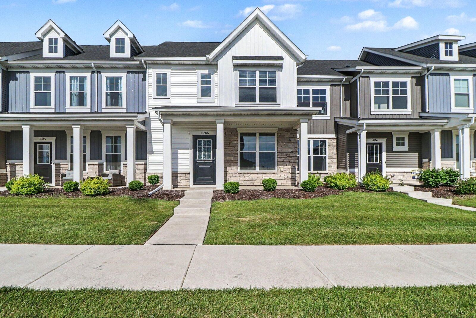 Property Photo: 11886 Kentucky Street IN 46307