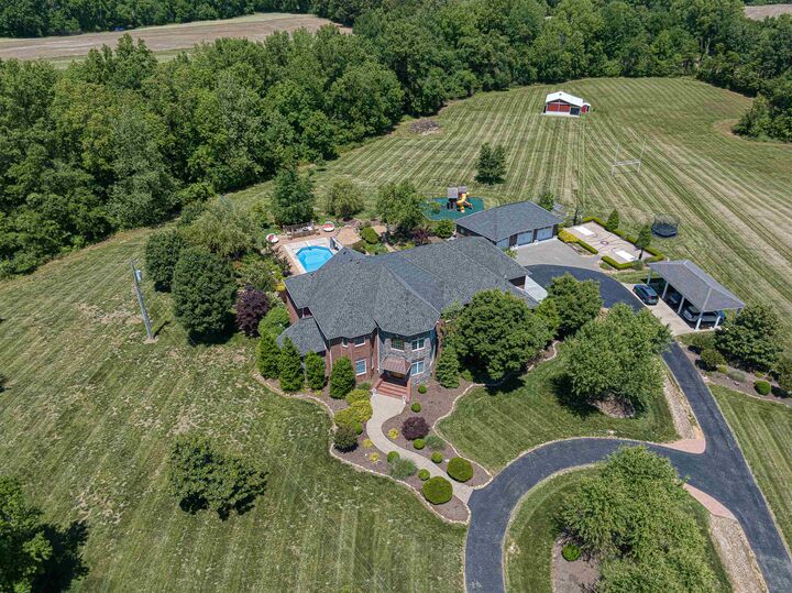Property Photo: 8942 Alt US 41 KY 42420