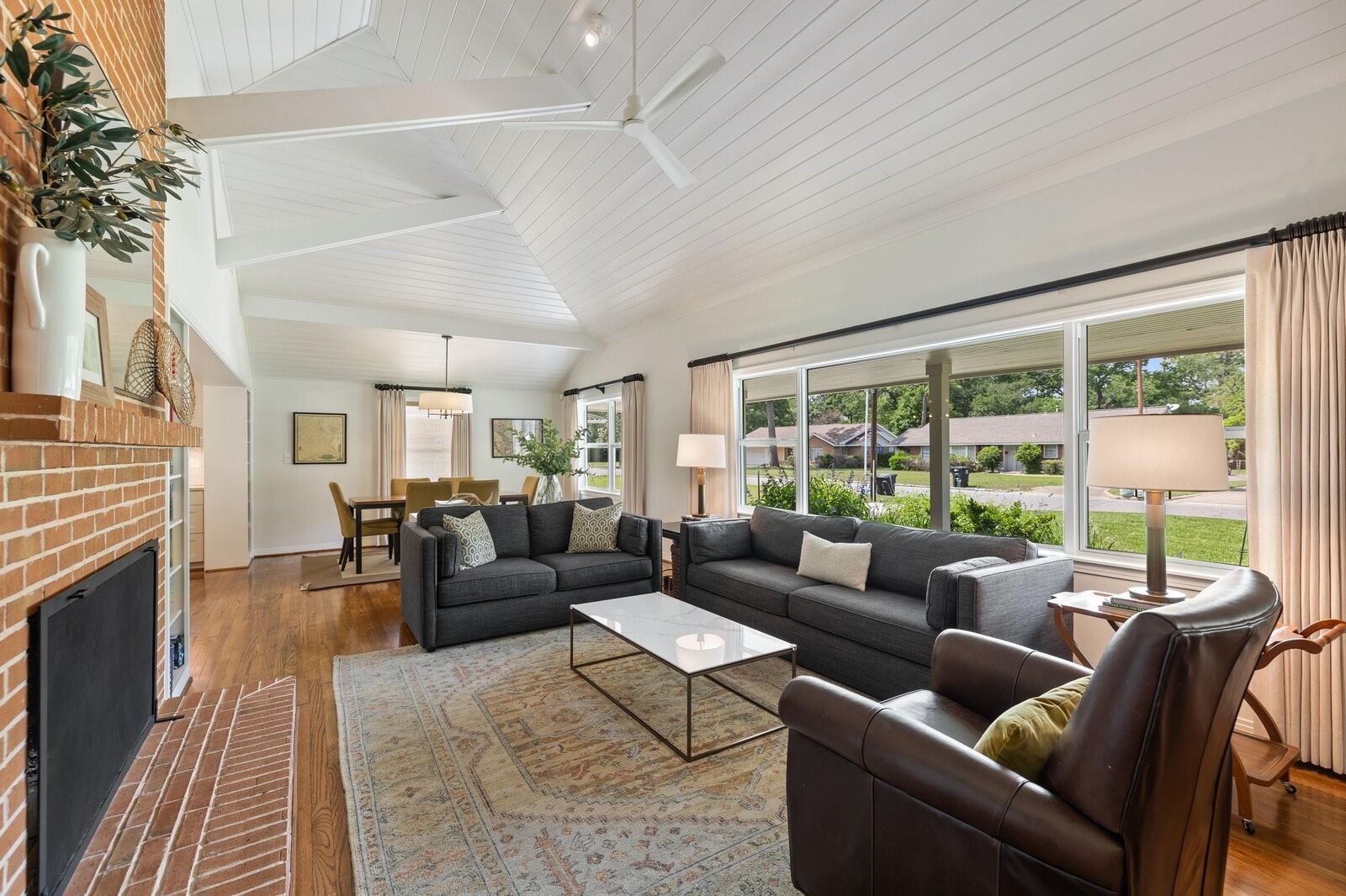 Property Photo:  4015 Ascot Lane  TX 77092 