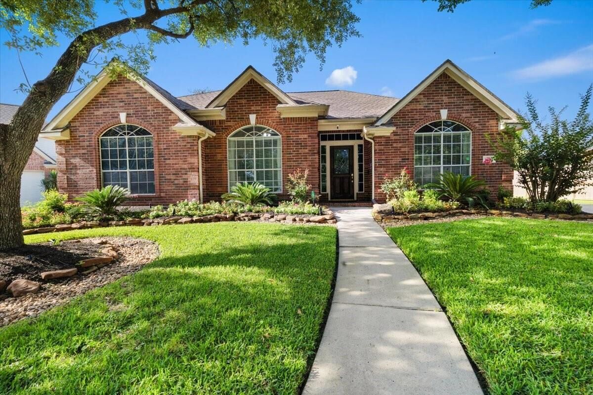 Property Photo: 13303 Barbstone Drive TX 77044