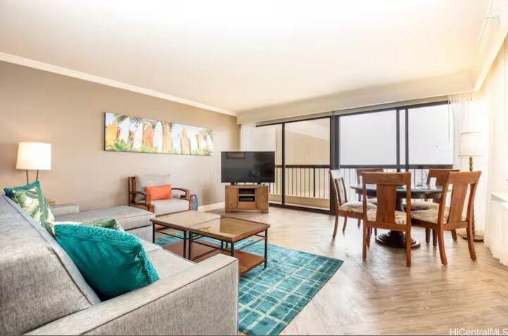 Property Photo: 2470 Kalakaua Avenue 1604 HI 96815