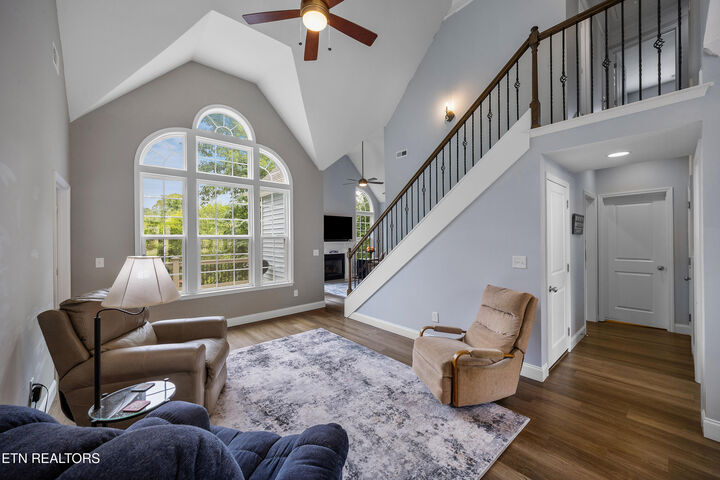 Property Photo:  1084 Hillside Lane  TN 37771 