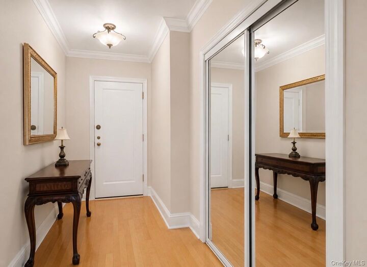 Property Photo:  162-01 Powells Cove Boulevard 2G  NY 11357 