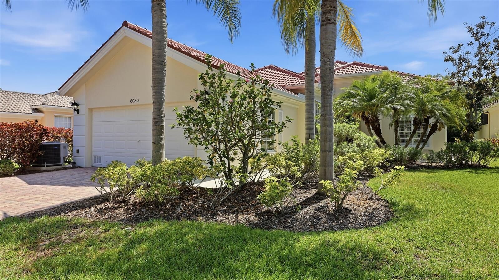 Property Photo:  8080 Cardena Lane  FL 34238 