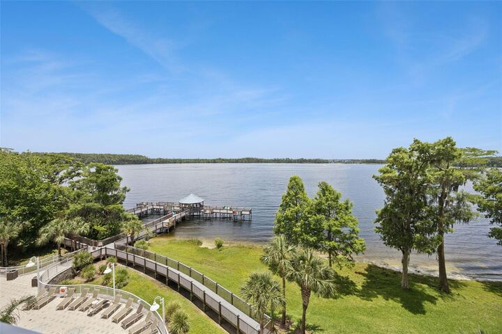 Property Photo:  13427 Blue Heron Beach Drive 301  FL 32821 