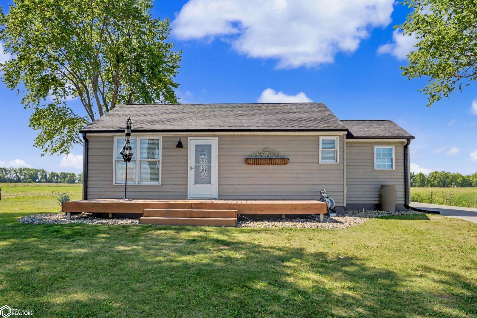 Property Photo: 5403 150th Street IA 52601