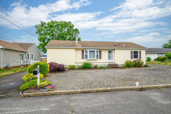 Property Photo:  407 Sinclair Avenue  NJ 08734 