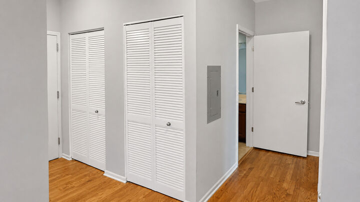 Property Photo:  3506 S State Street 303  IL 60609 