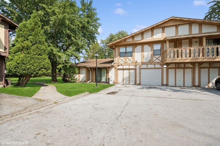 Property Photo: 19128 S Pine Drive 19128 IL 60478